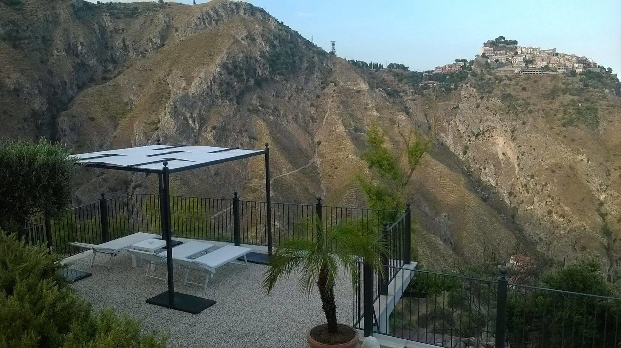 فندق Il Casale Di Caterina تاورمينا المظهر الخارجي الصورة